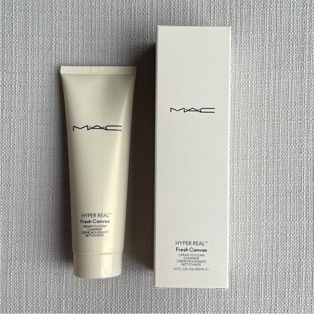 M·A·C Cosmetics Hyper Real Fresh Canvas Cream-To-Foam Cleanser New Unopened Box